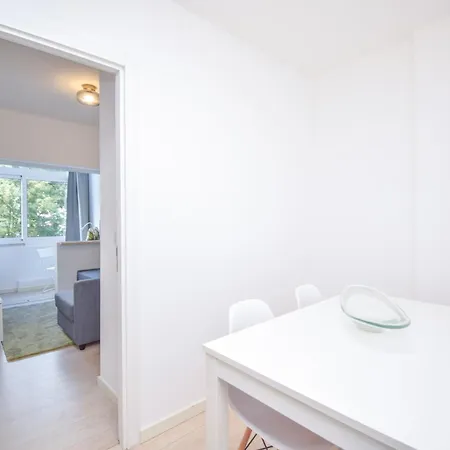 Cozy Apartament In * ליסבון